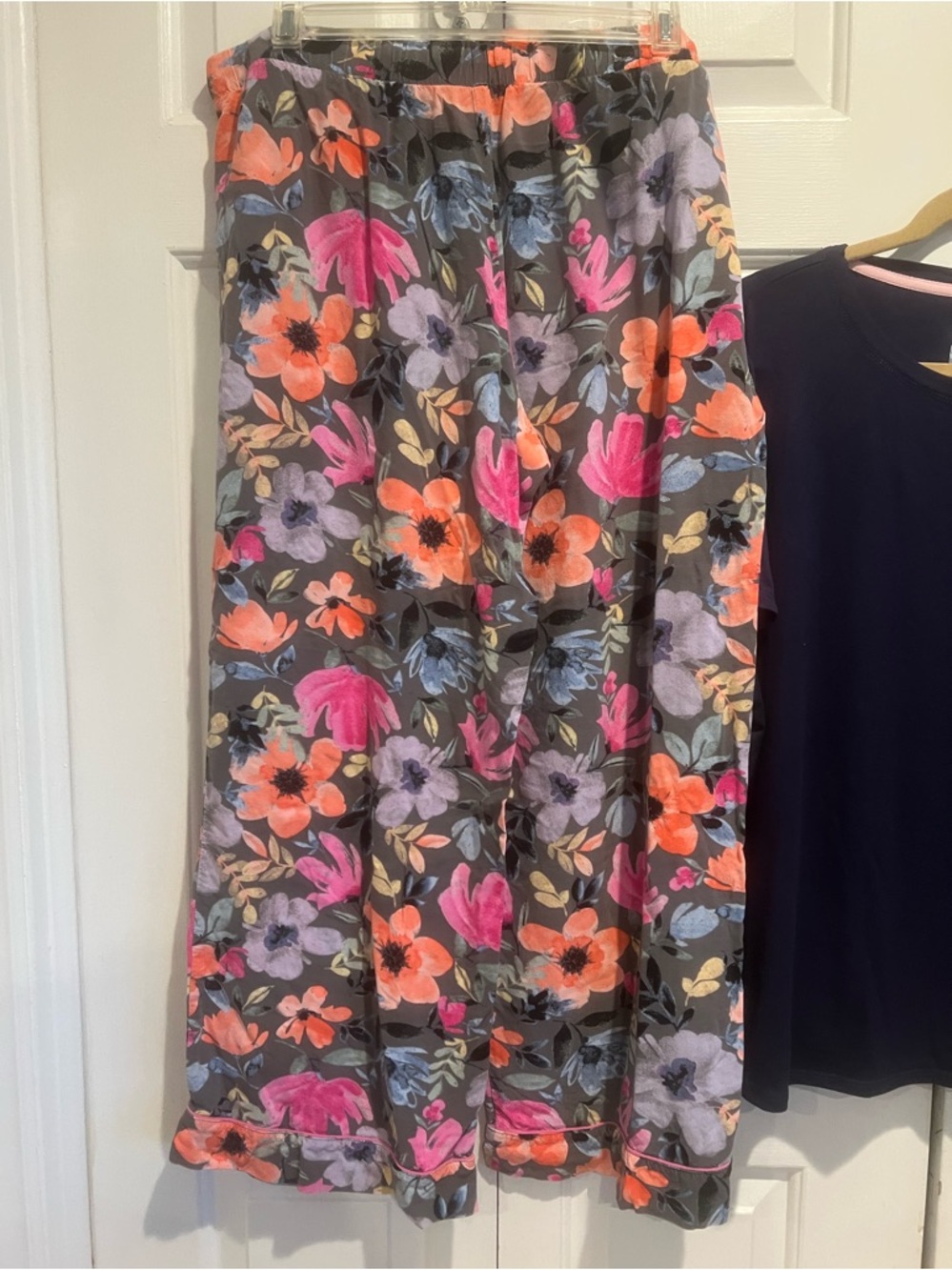 Cynthia Rowley Navy Tee and Floral Gray Pajama Set - Picture 5 of 12